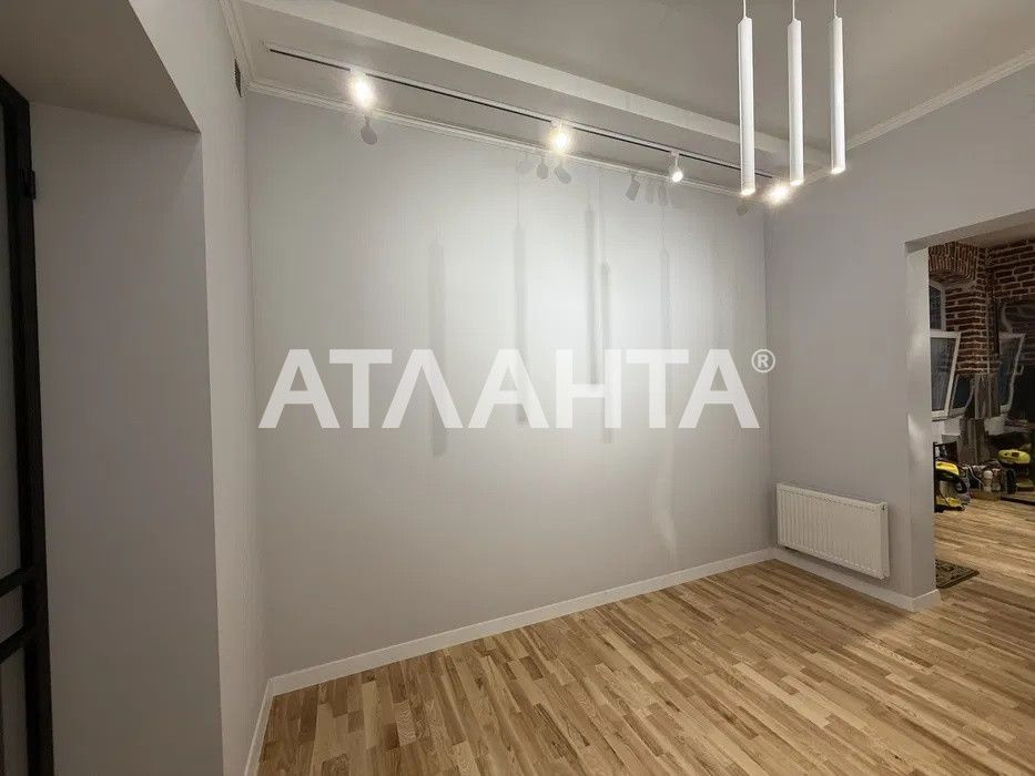 Продаж 2- кім квартири в ближньому центрі по вул. С. Яблонської. Lviv - photo 4