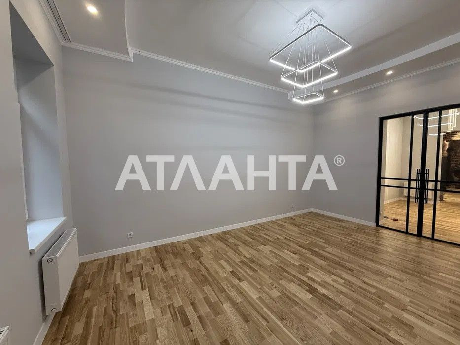 Продаж 2- кім квартири в ближньому центрі по вул. С. Яблонської. Lviv - photo 2