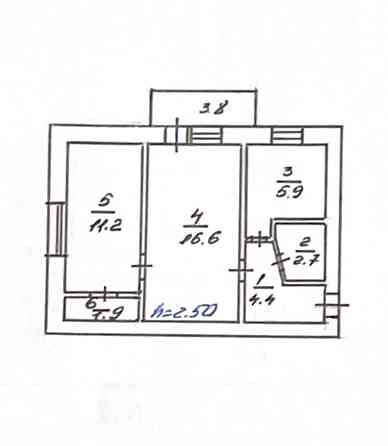 Обміняю 2 х кімнатну квартиру р-н Площі на будинок Svitlovodsk