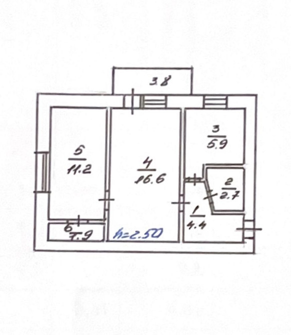 Обміняю 2 х кімнатну квартиру р-н Площі на будинок Svitlovodsk - photo 1