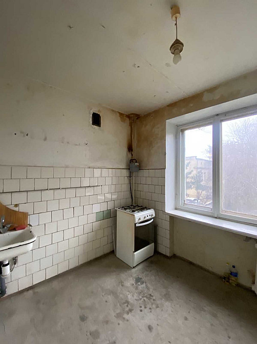 Трехкомнатная в кирпичном спецпроекте на Тенистой на втором этаже . Одеса - зображення 4