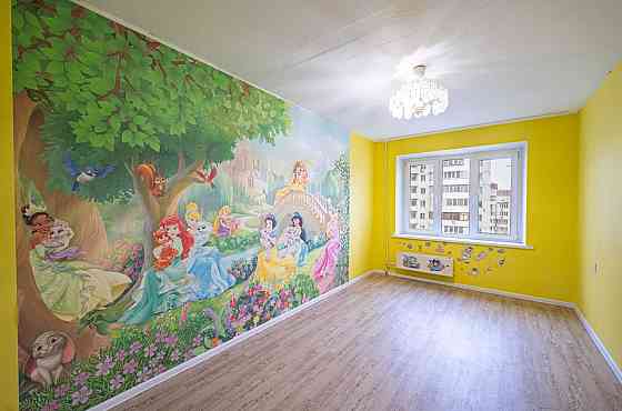 Власник! Велика квартира, 3-кімнати. Оболонь. М. Мінська. 1998 рік Київ