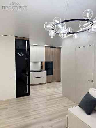 Нова сучасна квартира у новому будинку. центральна частина міста Cherkasy