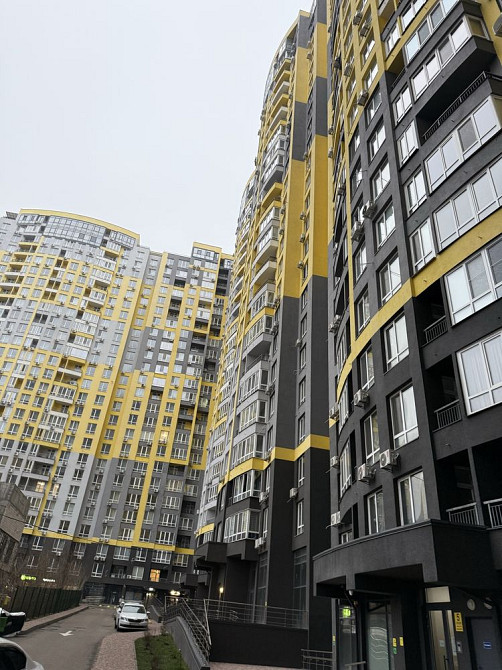 Продаж 3х кімнатної квартири в ЖК Медовий Киев - изображение 1