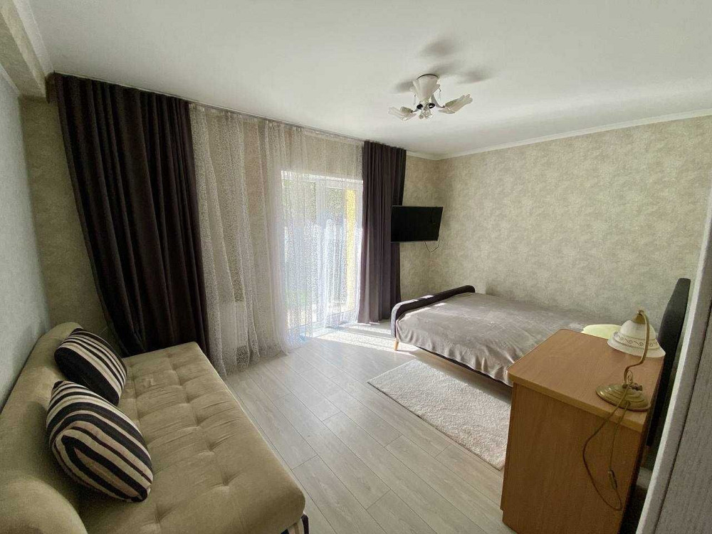 1к квартира 38 м2 в Ірпені з двориком. Ремонт, меблі, техніка. Ирпень - изображение 1