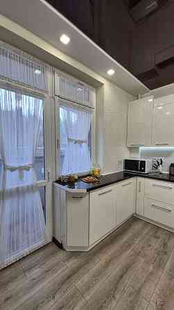 Трьохкімнатна квартира з терасою на Стуса біля парків Львів