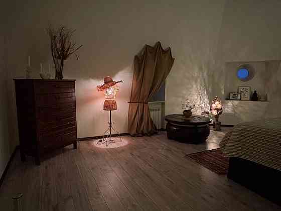 4-х кімнатна комфортна квартира 200 м2. Вул. Хорива, 4 Киев