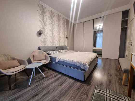 БЕЗ КОМІСІЇ! 3-кімнатна, Центр, бул. Лесі Українки 4 Киев