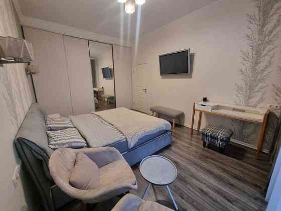 БЕЗ КОМІСІЇ! 3-кімнатна, Центр, бул. Лесі Українки 4 Киев