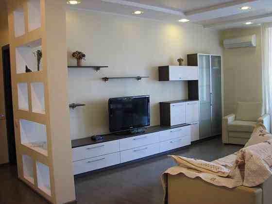 Оренда 2 кімнатноі квартири Ліпинка Киев