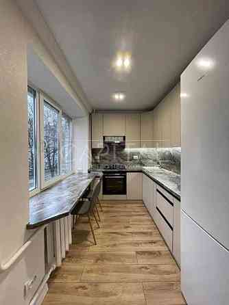 2-к квартира 60м2/3 поверх, вул. Чигорина 59А, поруч метро Печерськ Киев