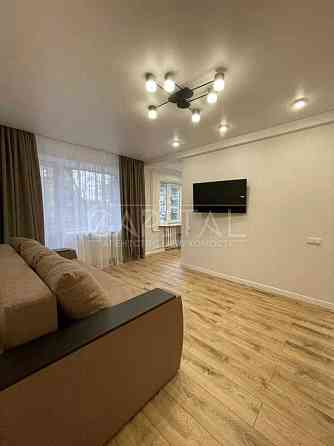 2-к квартира 60м2/3 поверх, вул. Чигорина 59А, поруч метро Печерськ Киев