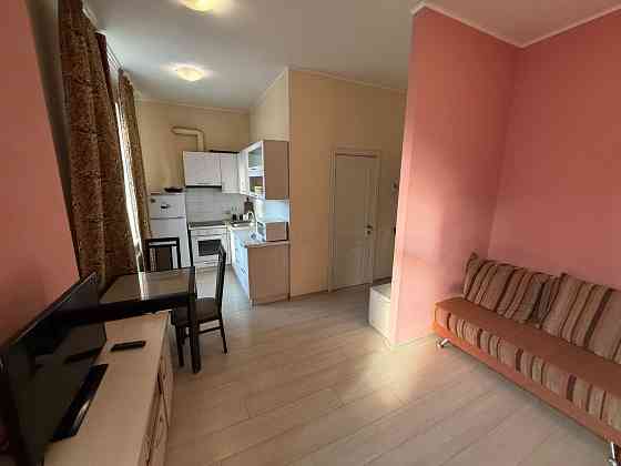 Оренда 2-кімнатної квартири-студії у клубному будинку Дніпро