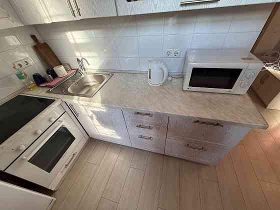 Оренда 2-кімнатної квартири-студії у клубному будинку Дніпро