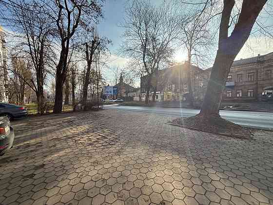 Оренда 2-кімнатної квартири-студії у клубному будинку Дніпро