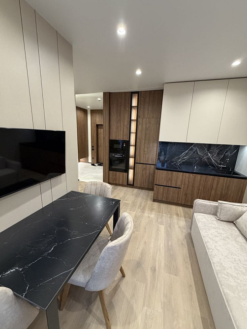 Своя 60 Жемчужина Краснова Кадорр сити Одесса - изображение 1