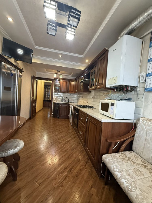 Продаж квартири м.Мостиська , центр Мостиска - изображение 1