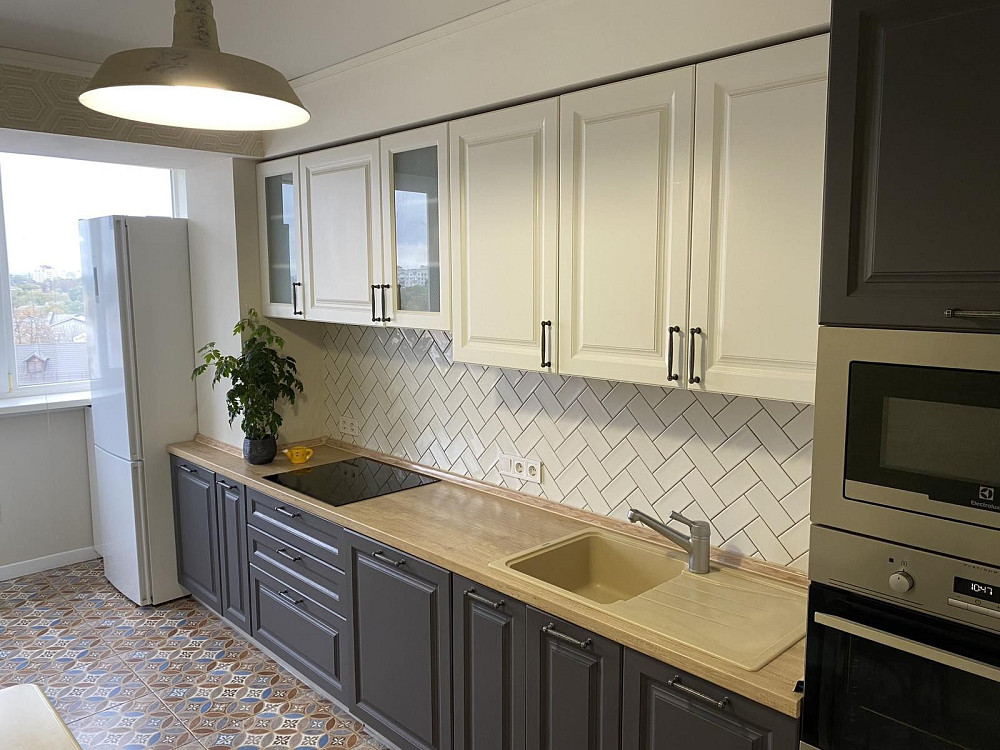 Продаж 2 кімнатної квартири в центрі міста Суми на Театральній площі. Sumy - photo 2