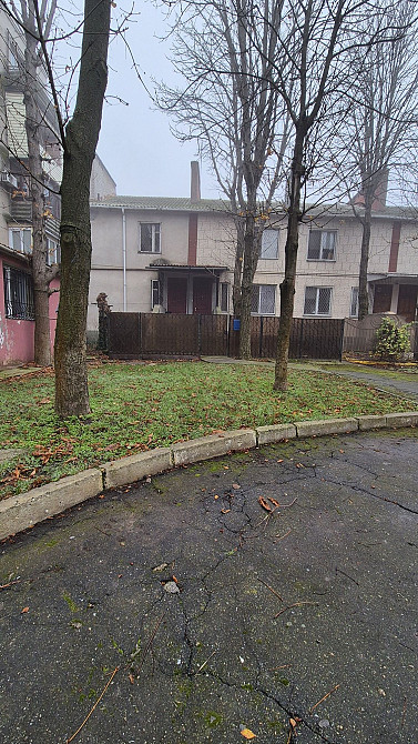 240 кв.м . свободной площади - хостел, квартиры, офисы Velykodolynske - photo 1