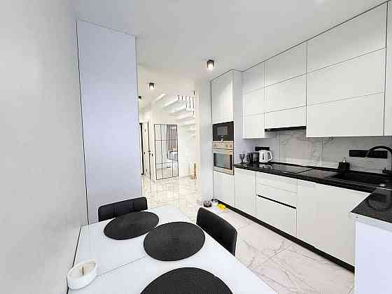 Продаж 3 кім. квартири з ремонтом по вул. Пимоненка ЖК Аурум Сіті Львов