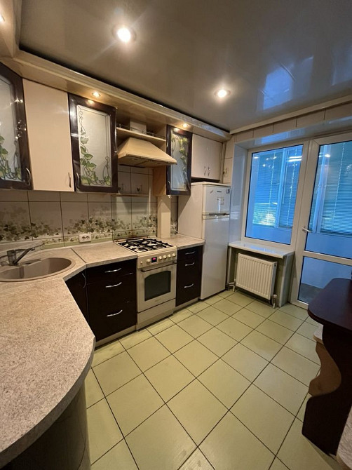 Продам 2-х комнатная квартира  центр с АГО. Сертификат. Каменское (Запорожская обл.) - изображение 2