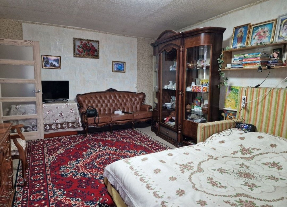 Продам 1к  квартиру Слобожанский ул. Будивельникив Юбилейный Slobozhanske - photo 2