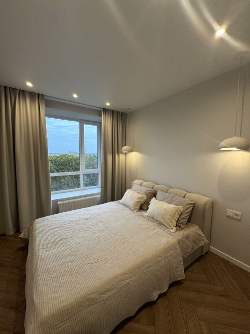 Дизайнерська однокімнатна з ремонтом в самому центрі Ірпеня! Ирпень - изображение 2