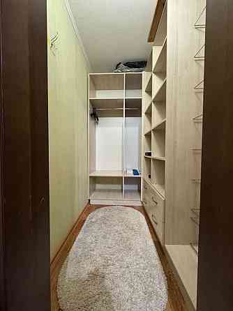 Продам 1к Лісовий пр. 12  рядом з м. Чернігівська Киев