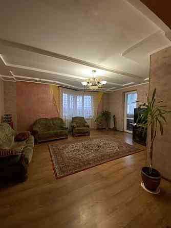 Простора 3-кімнатна квартира 111 м² з ремонтом, Пасічна Івано-Франківськ