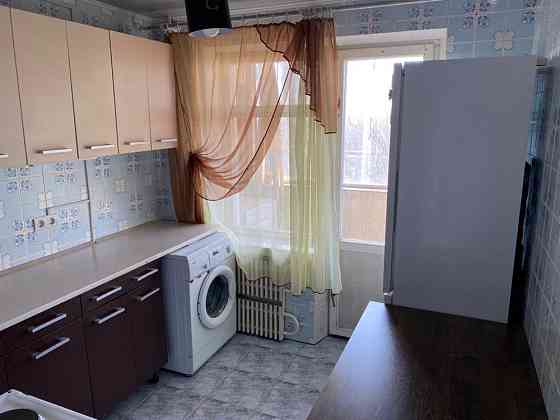 Продам 1к жм Тополь Днепр