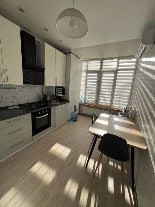 3кКвартира з ремонтом та меблями ЖК Празький квартал Петропавловская Борщаговка - изображение 2