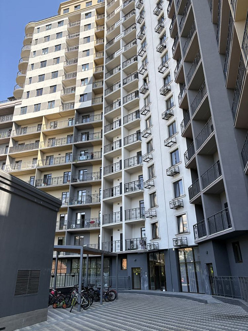 ТРЕХКОМНАТНАЯ  КВАРТИРА дом Бизнес класса ЖК Милос с ремонтом Одесса - изображение 2