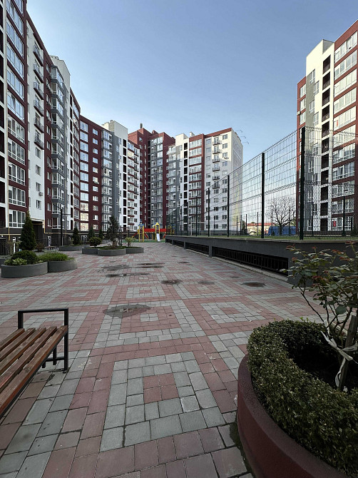 Двокімнатна квартира продаж в центрі Княгинин Набережна Галицька видов Івано-Франківськ - зображення 2