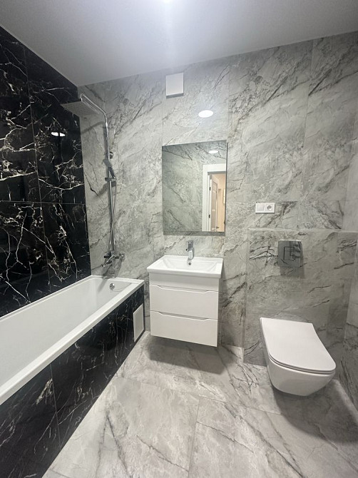 Продається 2-х кімнатна квартира з ремонтом Івано-Франківськ - зображення 5