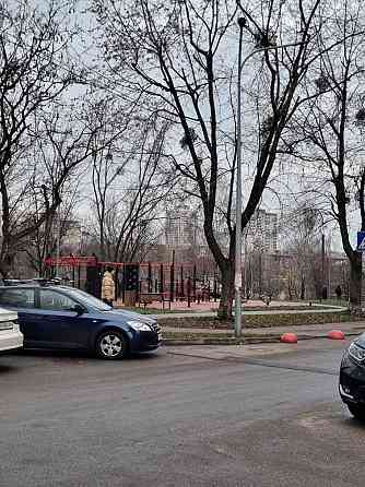 Василенка 17а, с ремонтом возле парка, озеро, метро Шулявка Киев