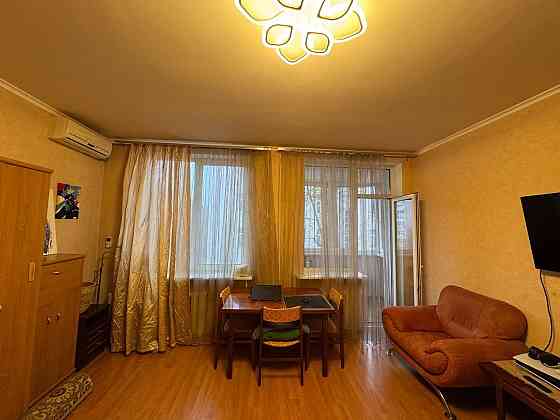 Продам 2к квартиру у серці Дніпра. Центр Днепр