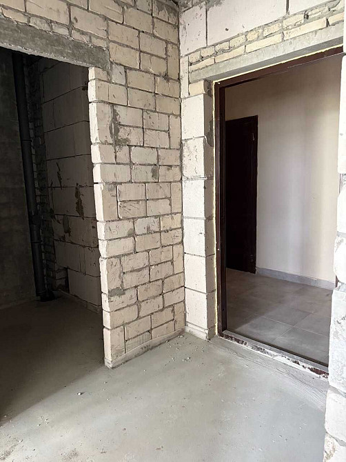 24000 Жк Мира 3 Продам БОЛЬШУЮ 1 комнатную квартиру S-46 кв.м ,1 этAS Харьков - изображение 4