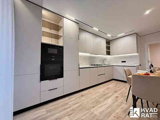 Ідеальна 1-кімнатна квартира: простір + шикарний вид Івано-Франківськ