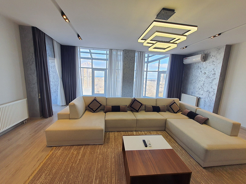 Двухуровневая видовая квартира у парка Победы , в новом кирпичном доме Одеса - зображення 1