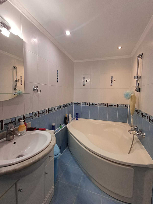 Продається простора 3-кімнатна квартира по вул. Пимоненка Львов - изображение 5