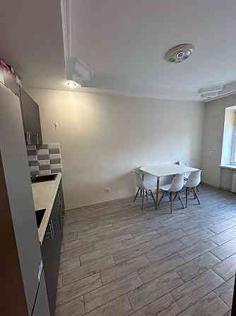 Оренда 2к. квартири на Великій Васильківській 114 Киев