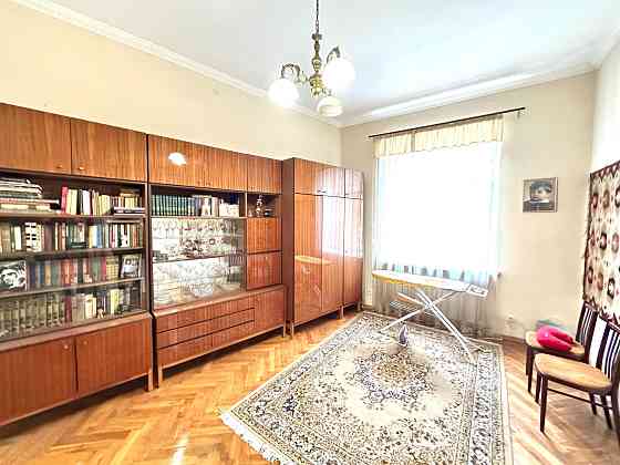 Продаж 3 км квартири вул.Шептицьких Львов