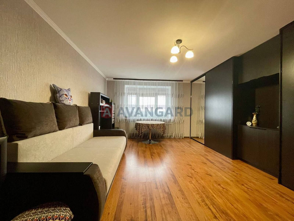 Простора 2-к. квартира з новим ремонтом. Казбет Черкассы - изображение 1