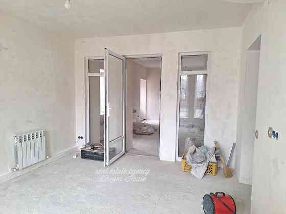 1 кімнатна 50,3 м  у центрі с. Щасливе 8 км від Києва Shchaslyve