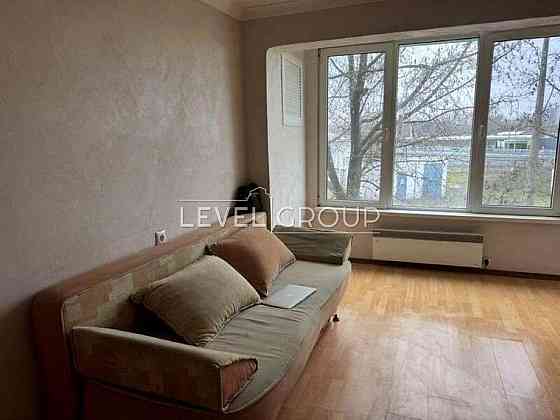 Продаж 1-кім 35м2 вул. Левка Лук'яненка 1, метро Мінська Оболонь Киев