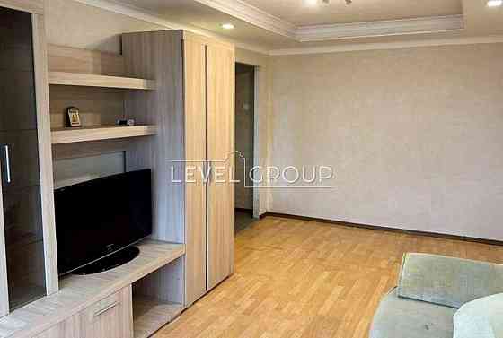 Продаж 1-кім 35м2 вул. Левка Лук'яненка 1, метро Мінська Оболонь Киев