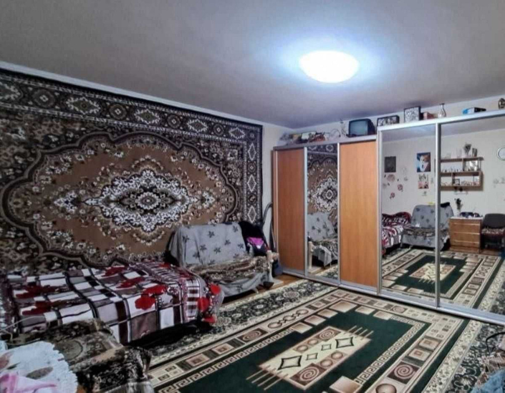 Продам 2 к. квартиру со своим палисадником и АГВ на Молдаванке Одесса - изображение 1