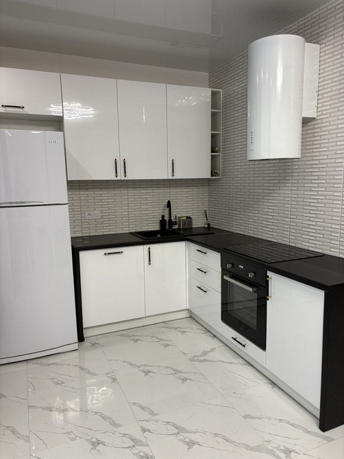 Продам 3 к квартиру  Сирецькі Сади з ремонтом від власника 143000 тис Киев - изображение 3