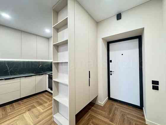 Продаж 1к квартири ЖК Верс Таверс/West Towers/41 м2/Токіо/Легоцького Uzhhorod