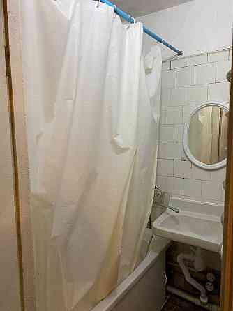 Гната Юры, 3к хорошая квартира Борщаговка метро Политех КПИ Вокзальная Киев